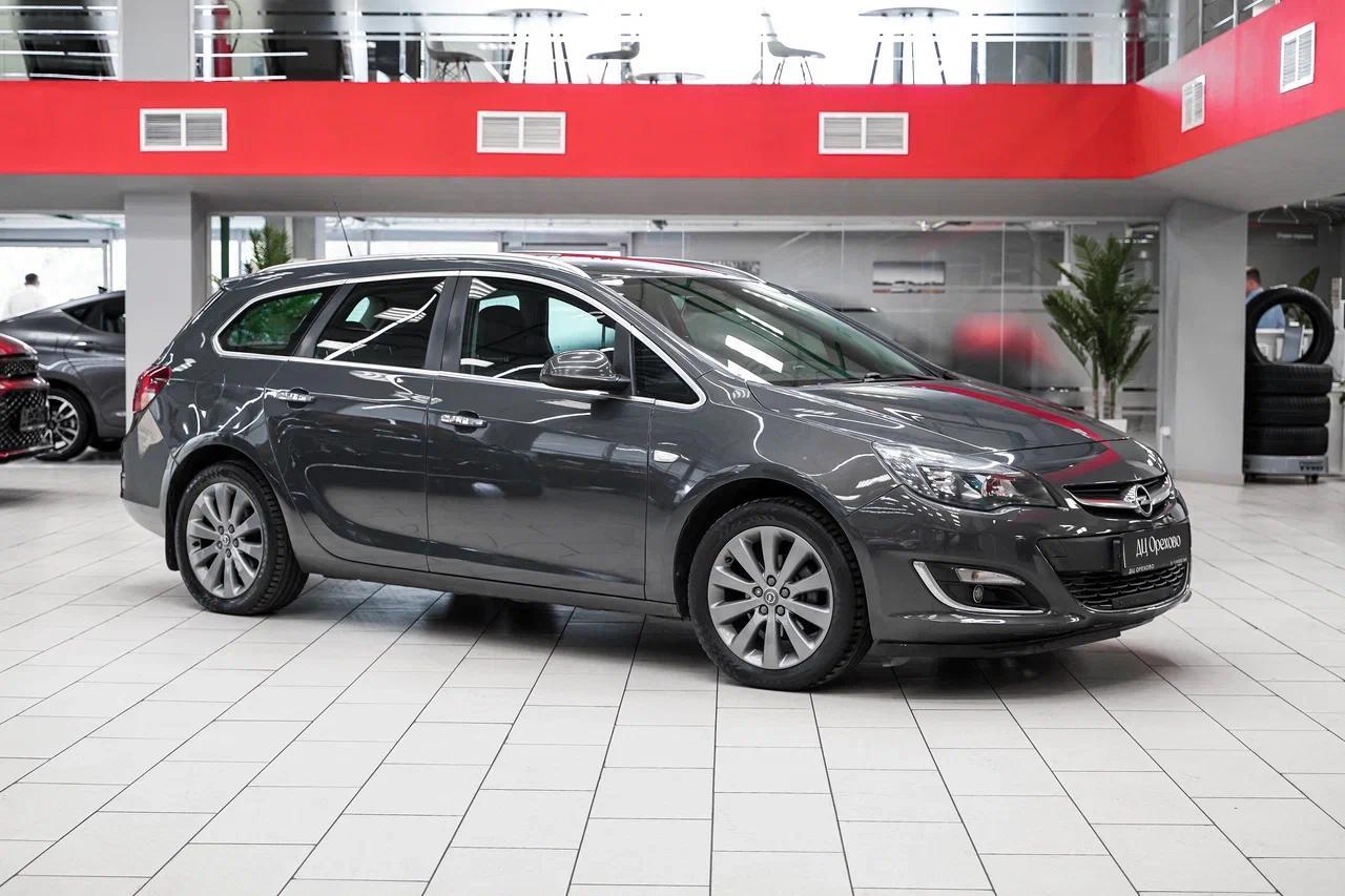 Opel Astra 2013, серый, ДЦ Орехово