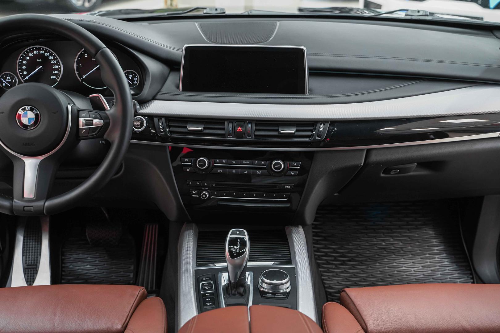 BMW X5 2016, черный, ДЦ Орехово