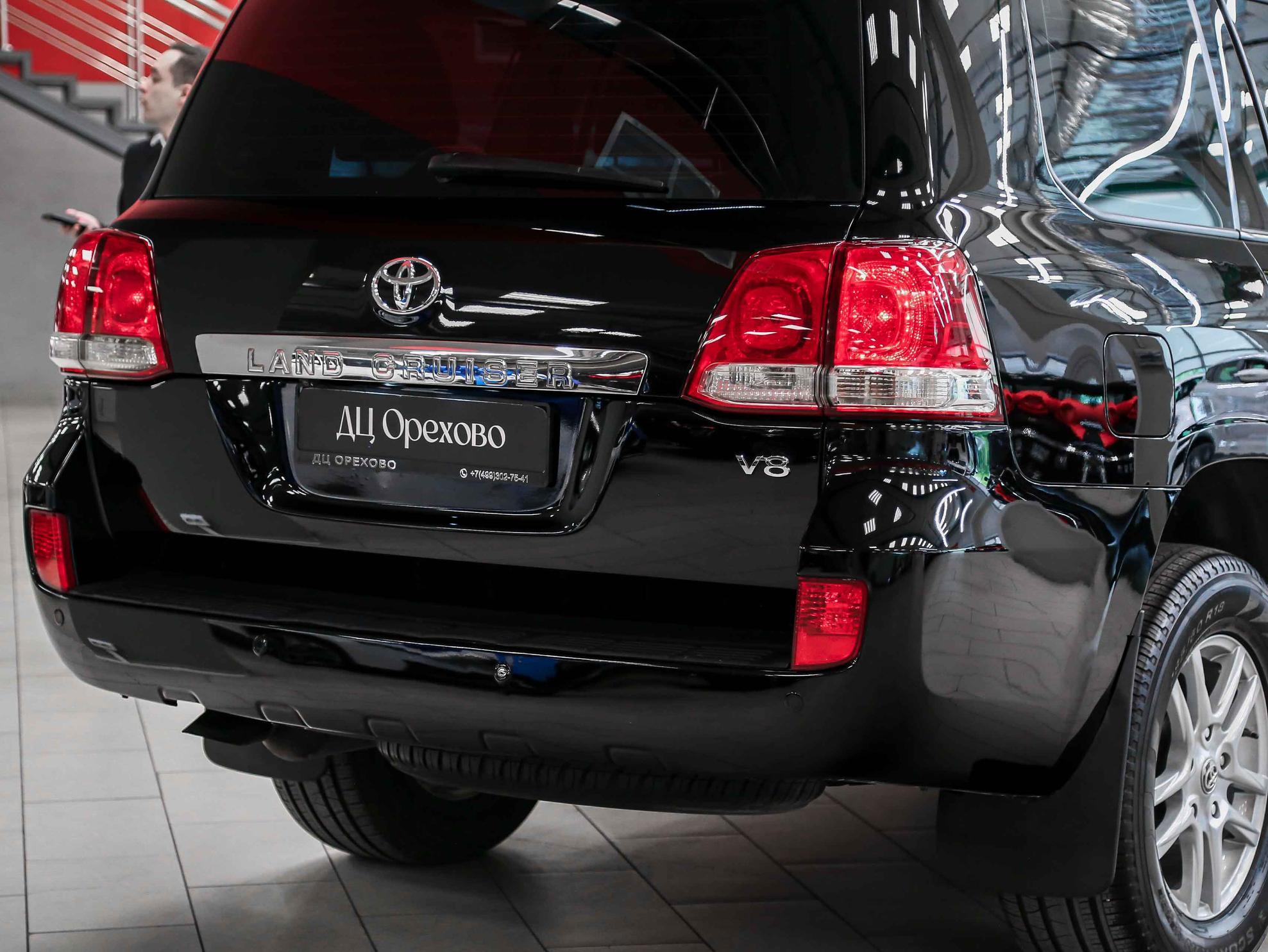 Toyota Land Cruiser 2010, черный, ДЦ Орехово