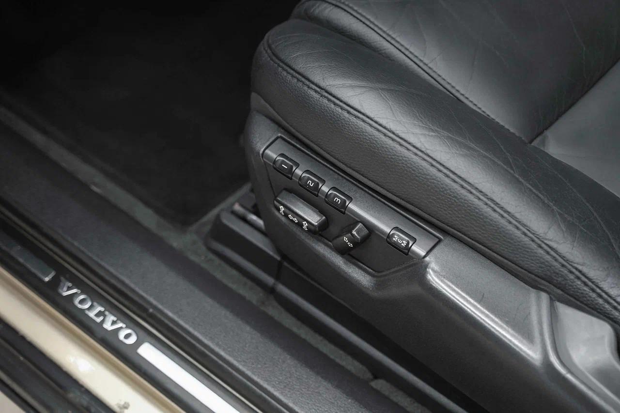 Volvo XC90 2009, золотой, ДЦ Орехово