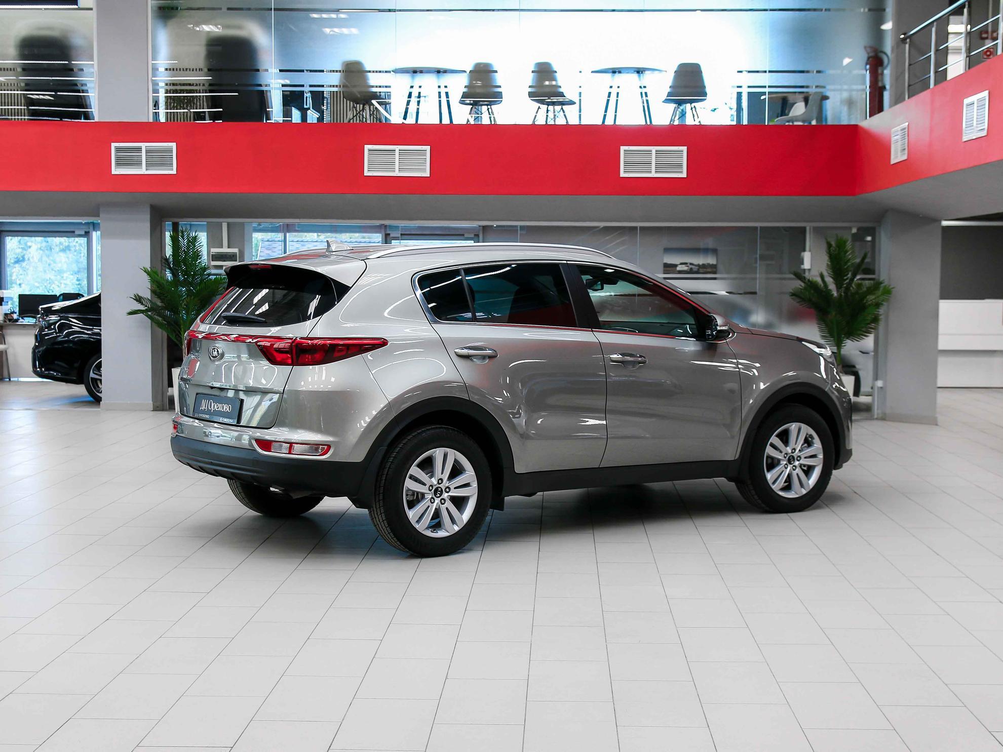 Kia Sportage 2016, серебряный, ДЦ Орехово