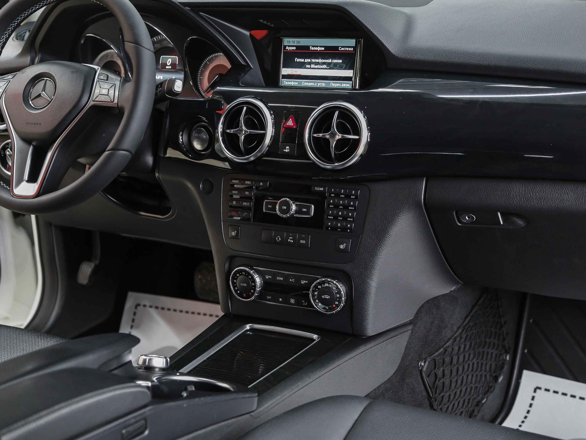 Mercedes-Benz GLK-Класс 2014, белый, ДЦ Орехово