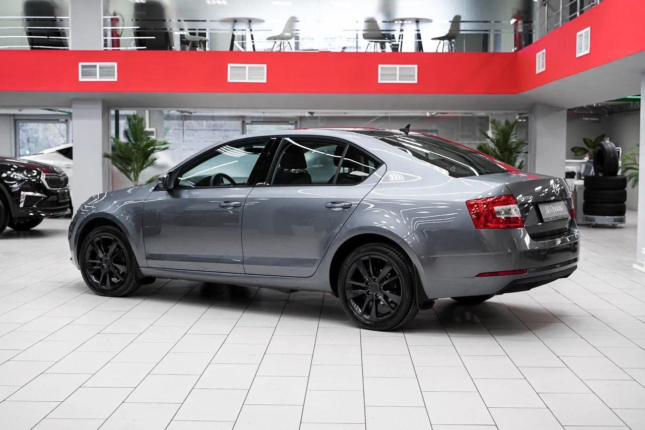 Skoda Octavia 2018, серый, ДЦ Орехово