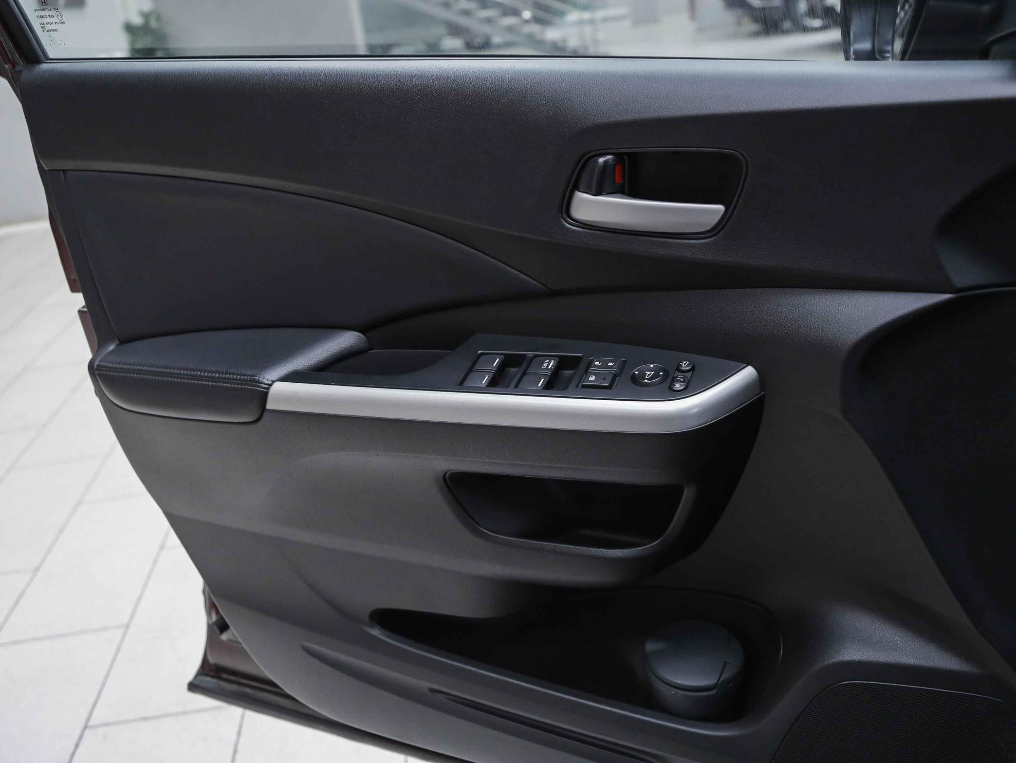 Honda CR-V 2014, красный, ДЦ Орехово