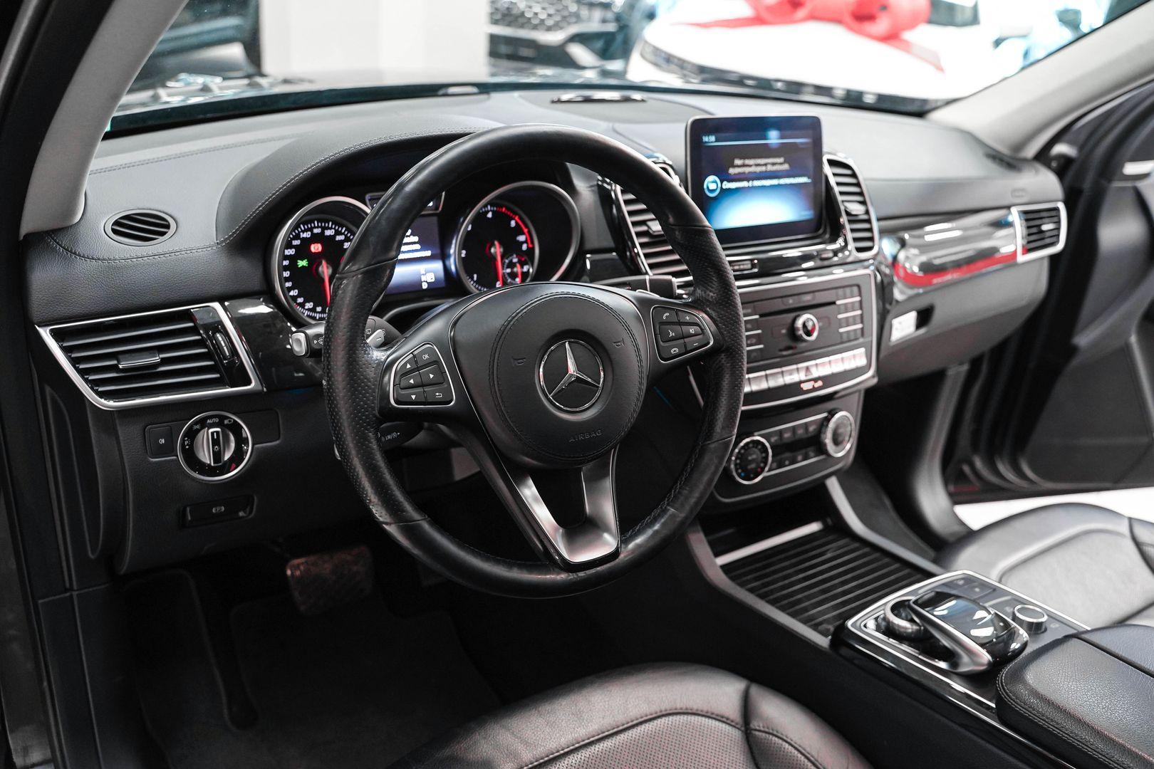 Mercedes-Benz GLS 2018, черный, ДЦ Орехово