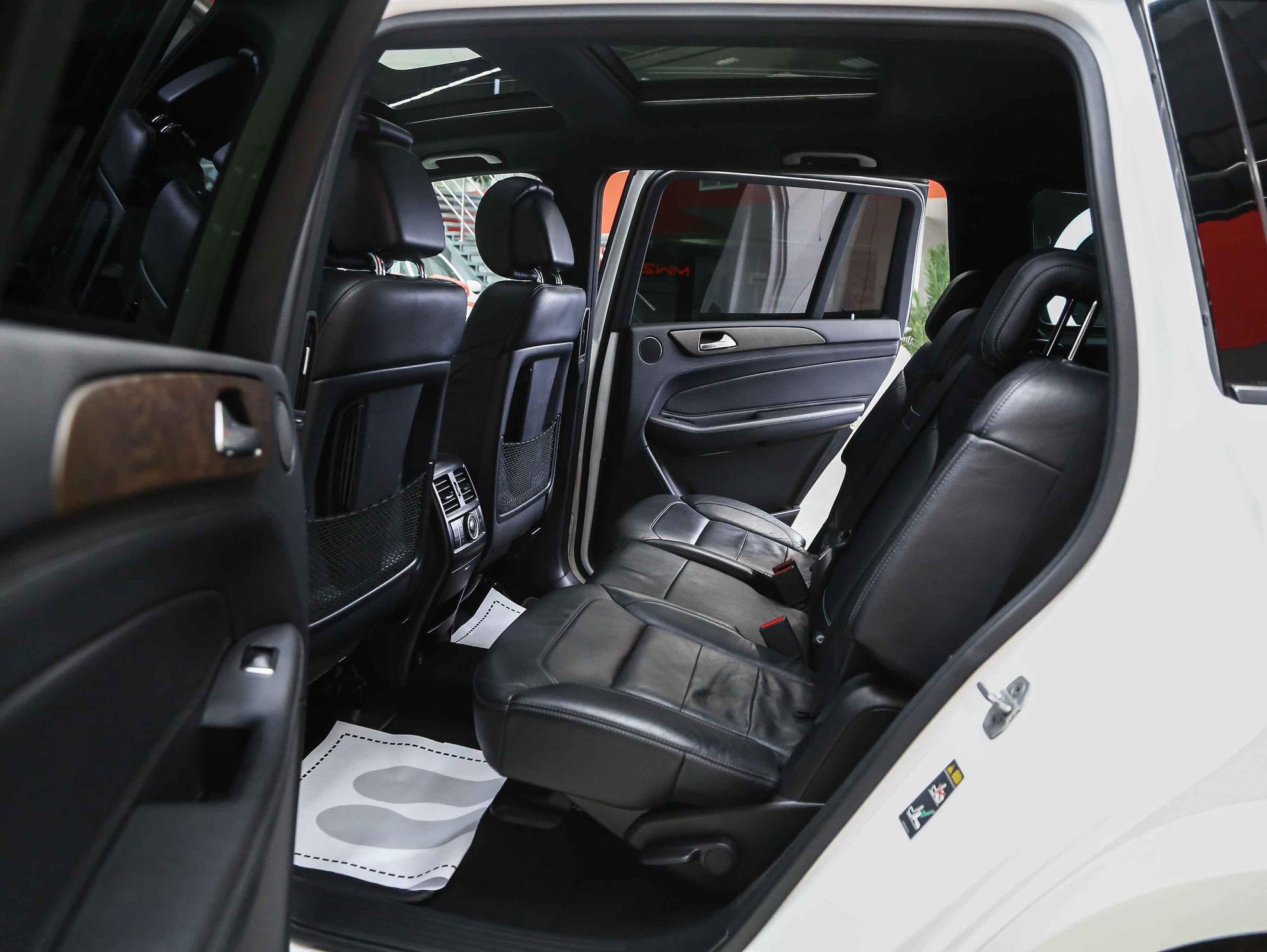 Mercedes-Benz GLS 2017, белый, ДЦ Орехово