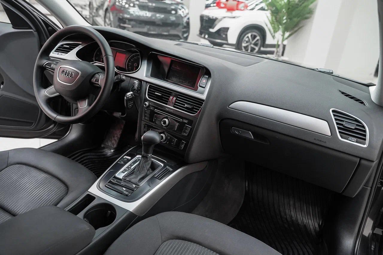 Audi A4 2012, черный, ДЦ Орехово