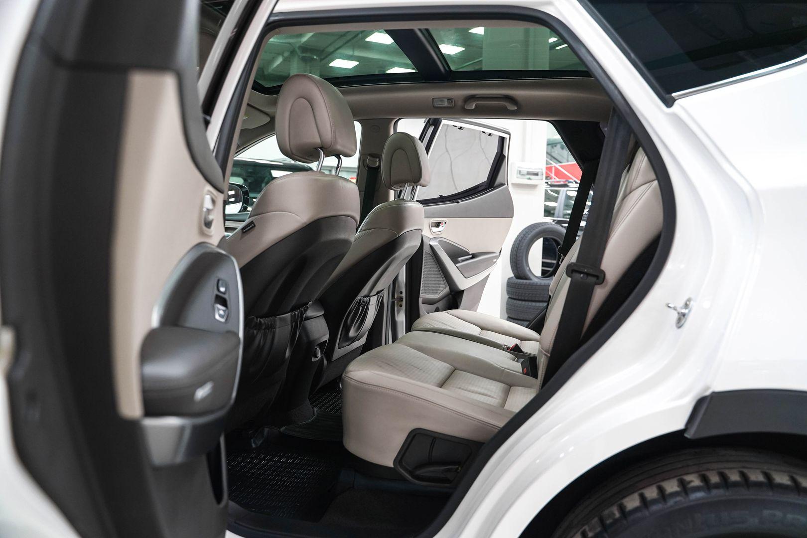Hyundai Santa Fe 2013, белый, ДЦ Орехово