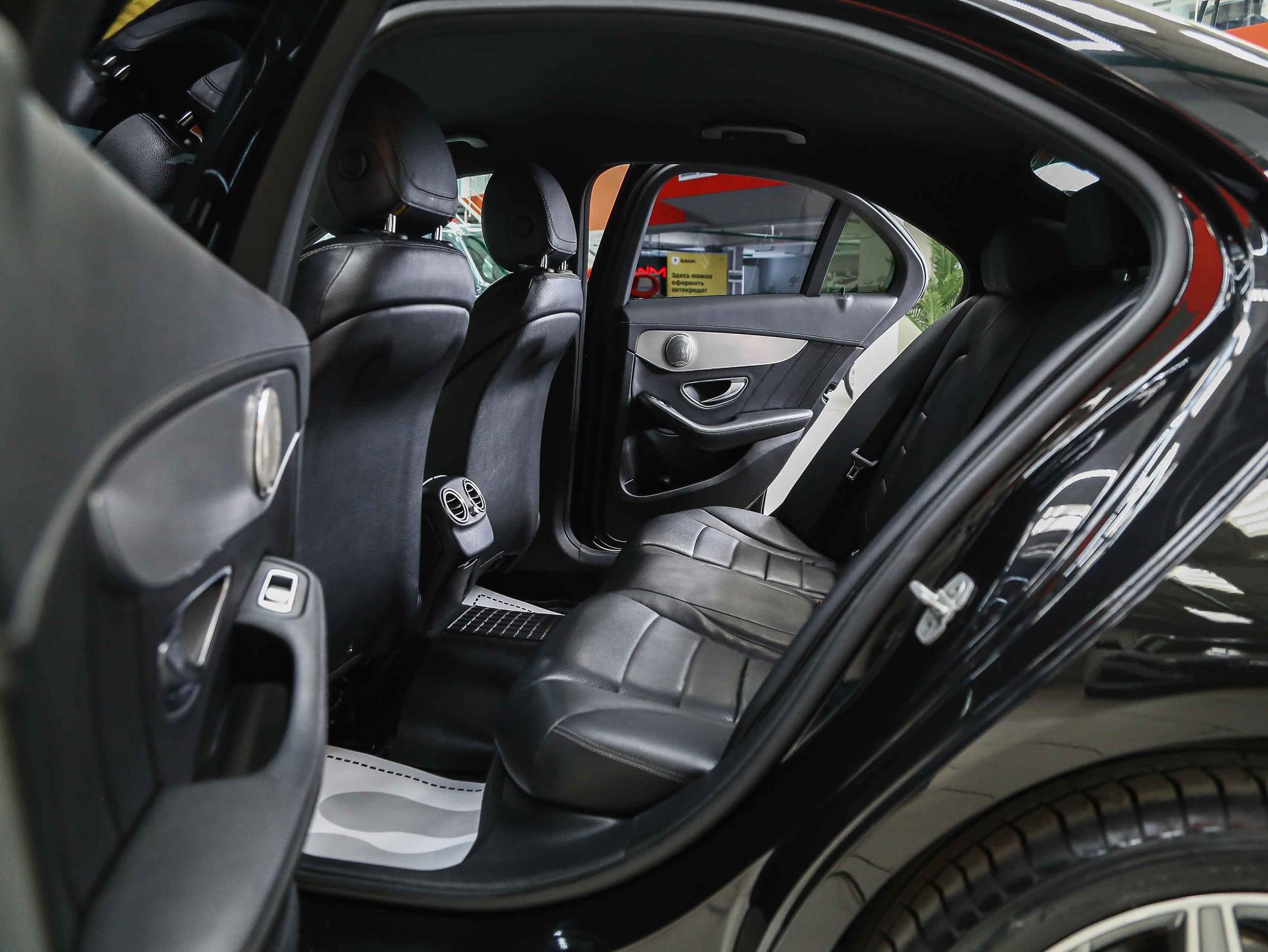 Mercedes-Benz C-Класс 2015, черный, ДЦ Орехово