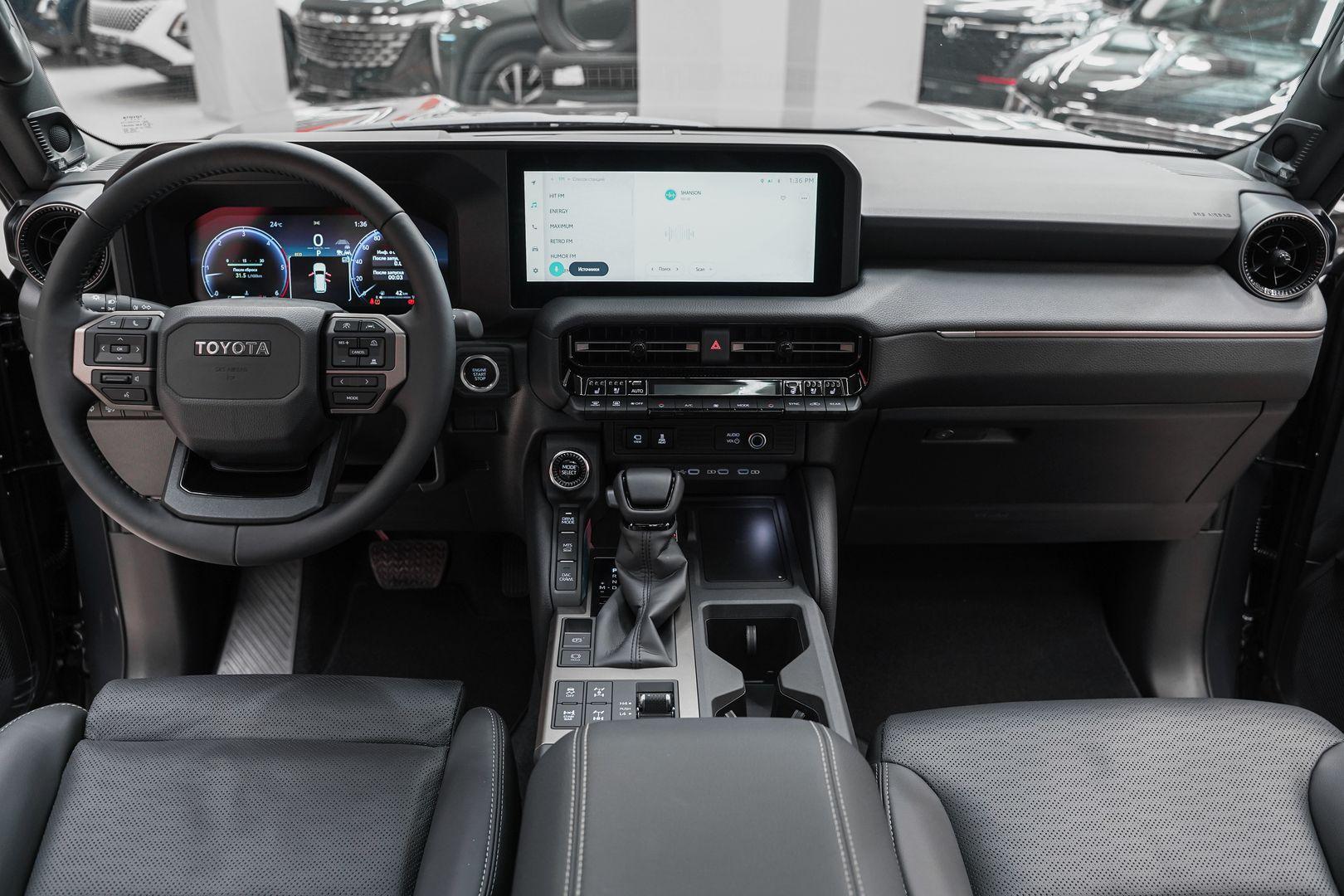 Toyota Land Cruiser Prado 2025, серый, ДЦ Орехово