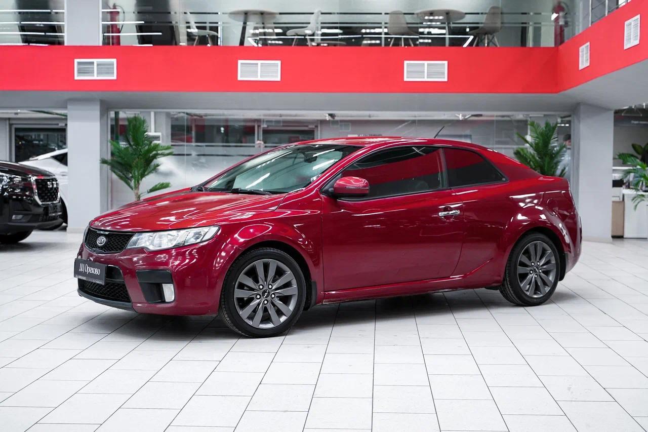Kia Cerato 2011, красный, ДЦ Орехово