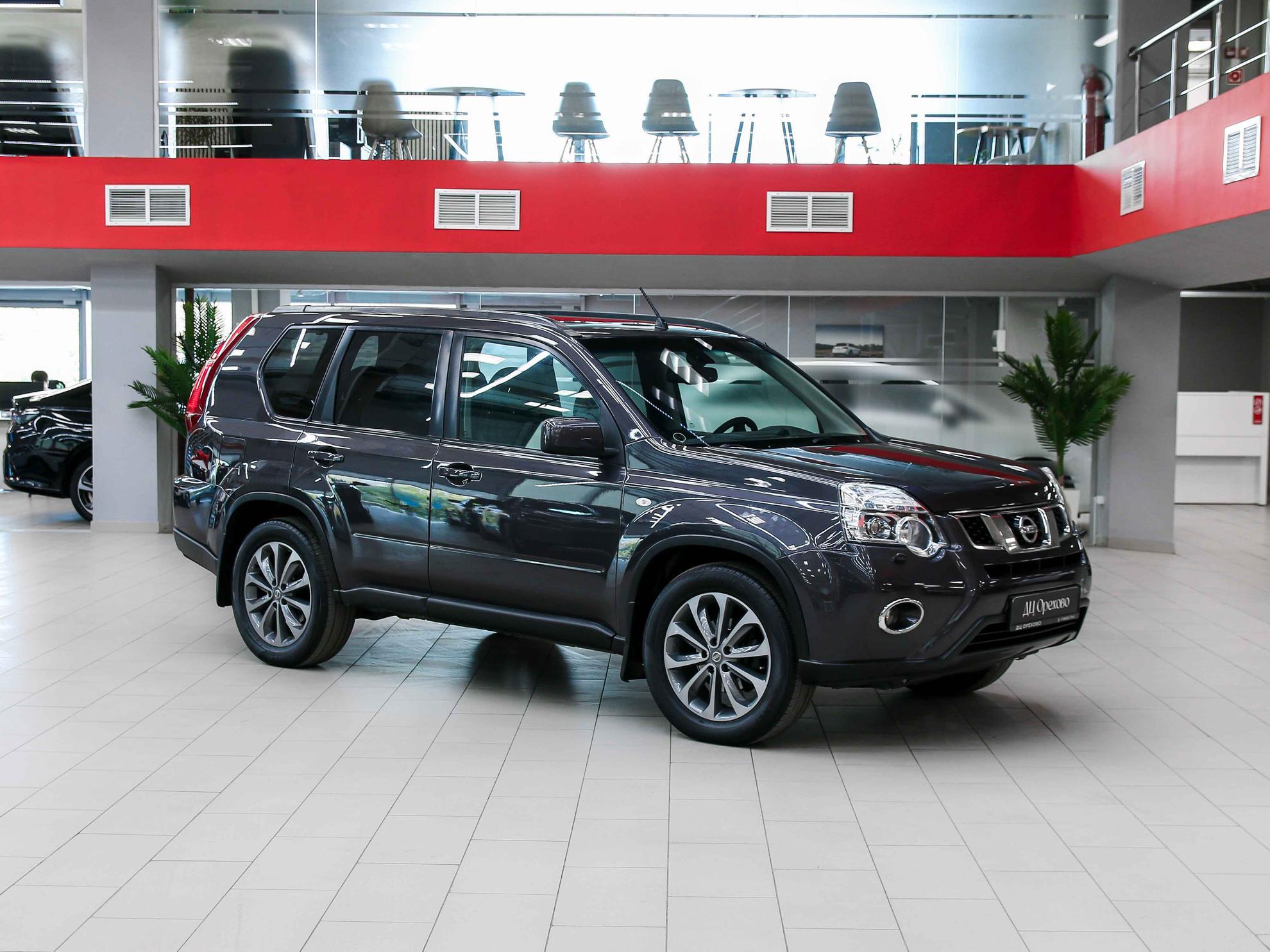 Nissan X-Trail 2011, серый, ДЦ Орехово