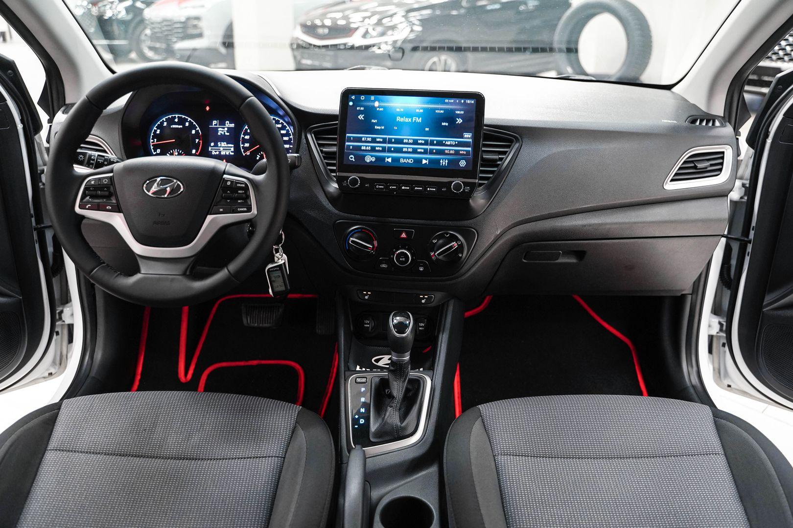 Hyundai Solaris 2021, белый, ДЦ Орехово