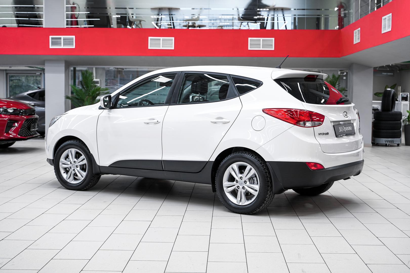 Hyundai ix35 2013, белый, ДЦ Орехово