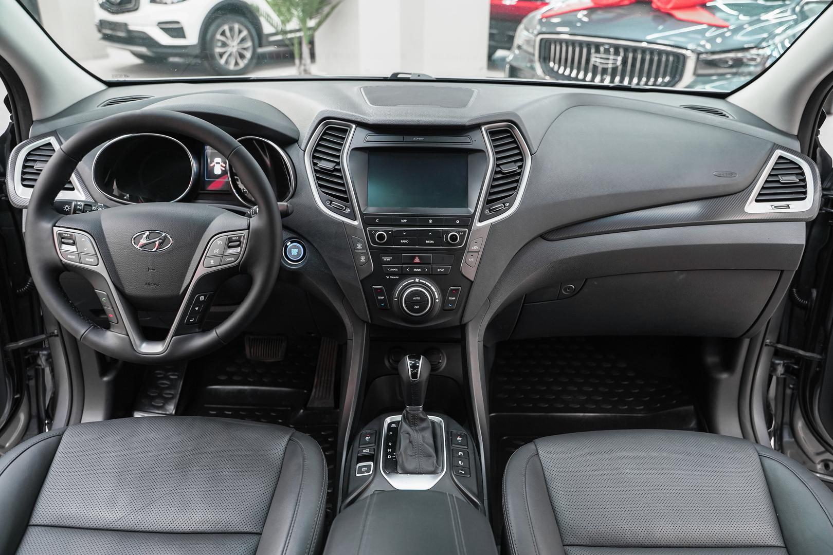 Hyundai Santa Fe 2017, серый, ДЦ Орехово