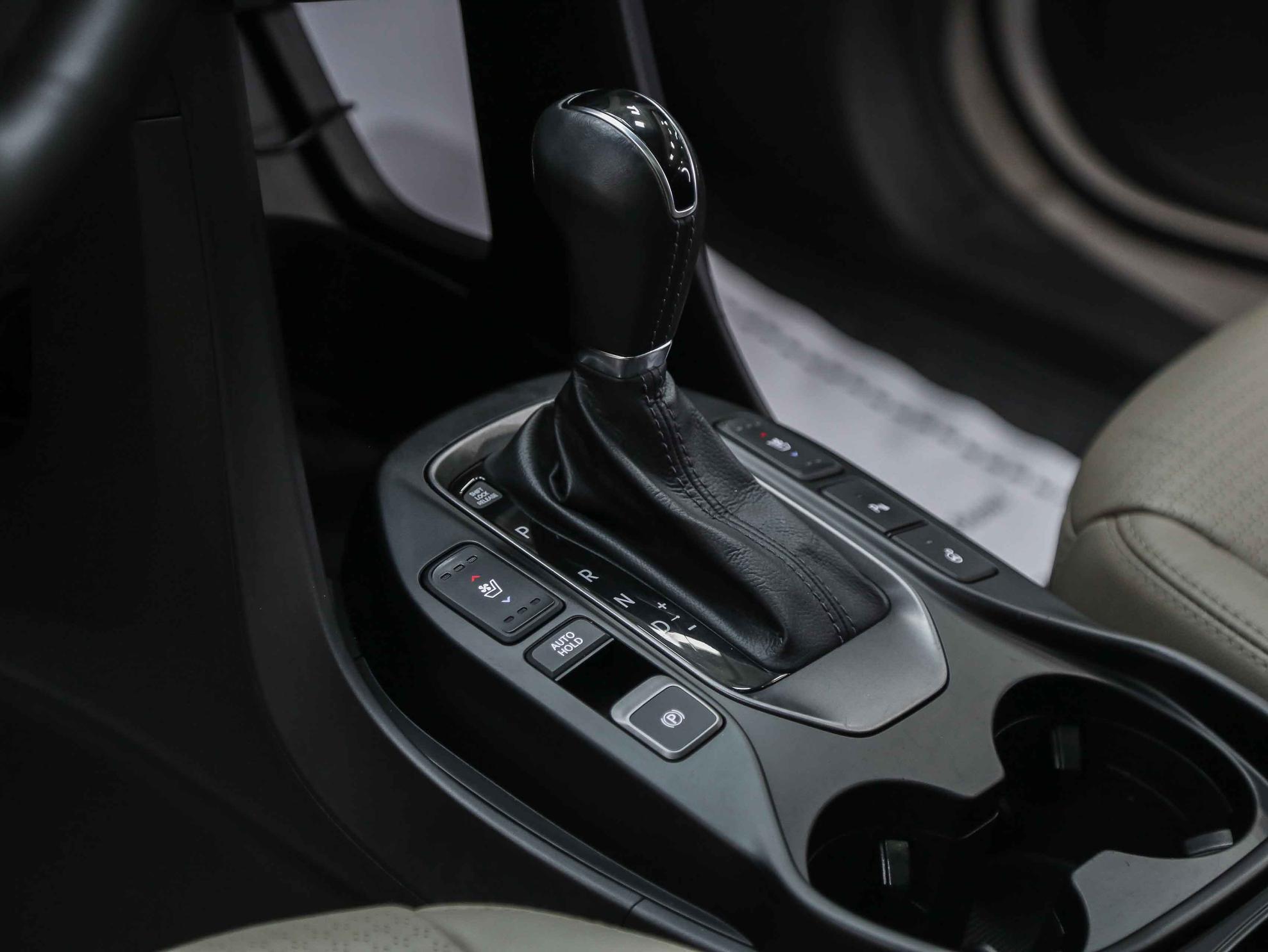 Hyundai Santa Fe 2014, белый, ДЦ Орехово