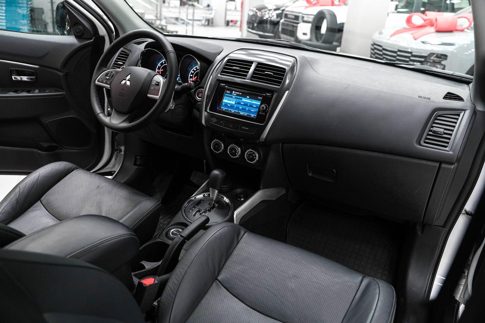 Mitsubishi ASX 2013, белый, ДЦ Орехово