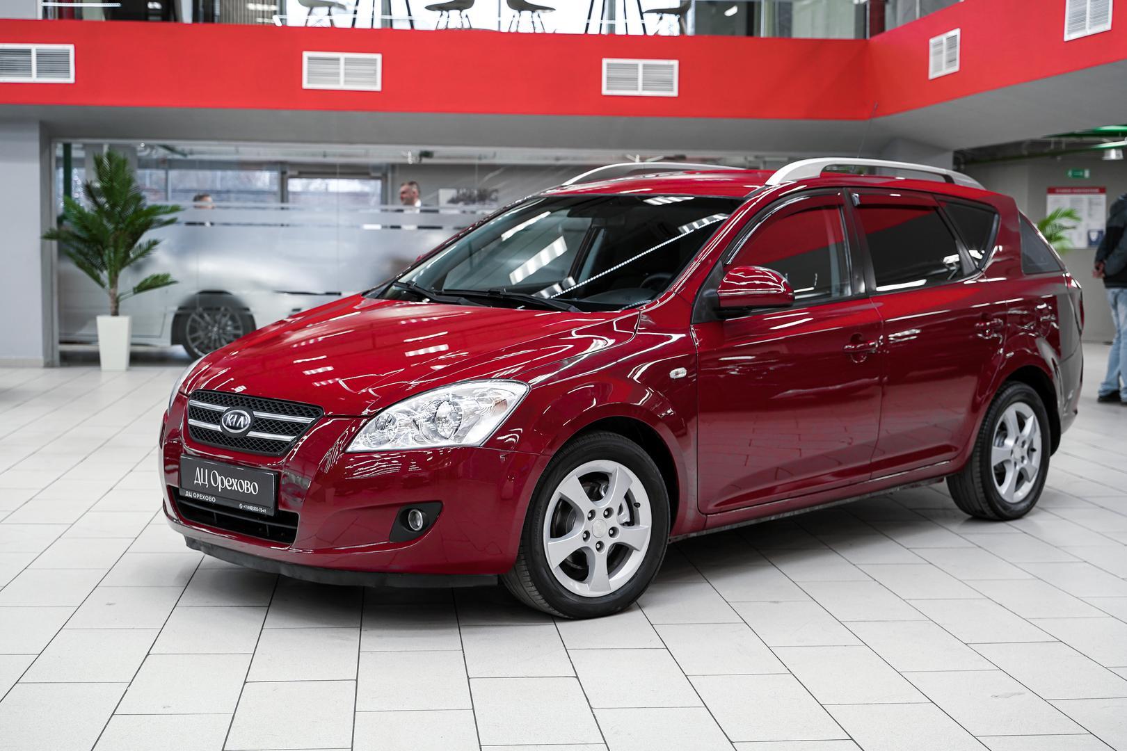 Kia Ceed 2008, красный, ДЦ Орехово