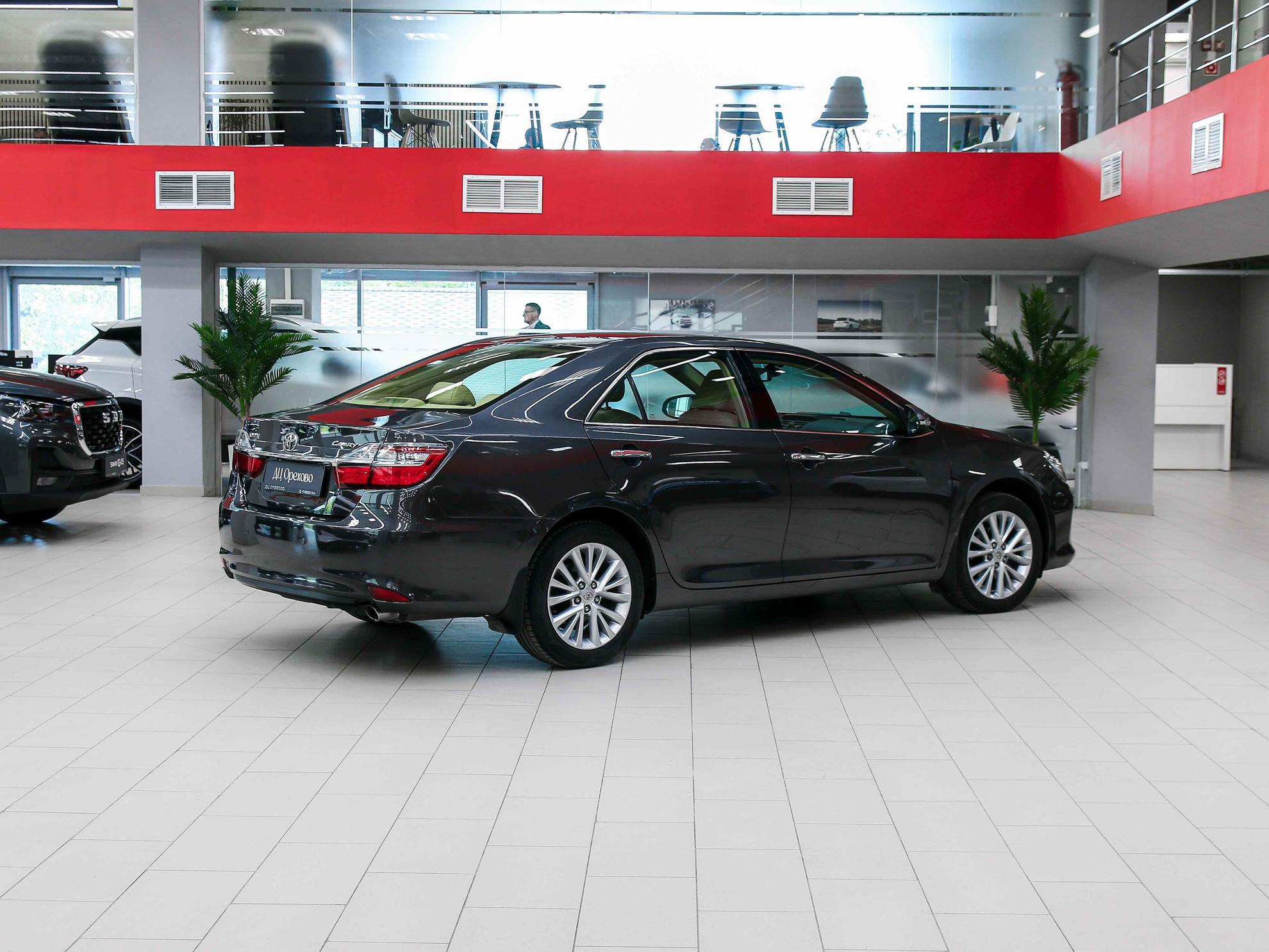 Toyota Camry 2015, серый, ДЦ Орехово