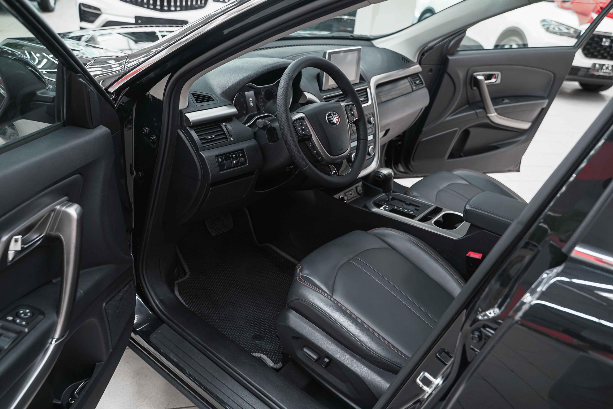 FAW Besturn X80 2020, черный, ДЦ Орехово