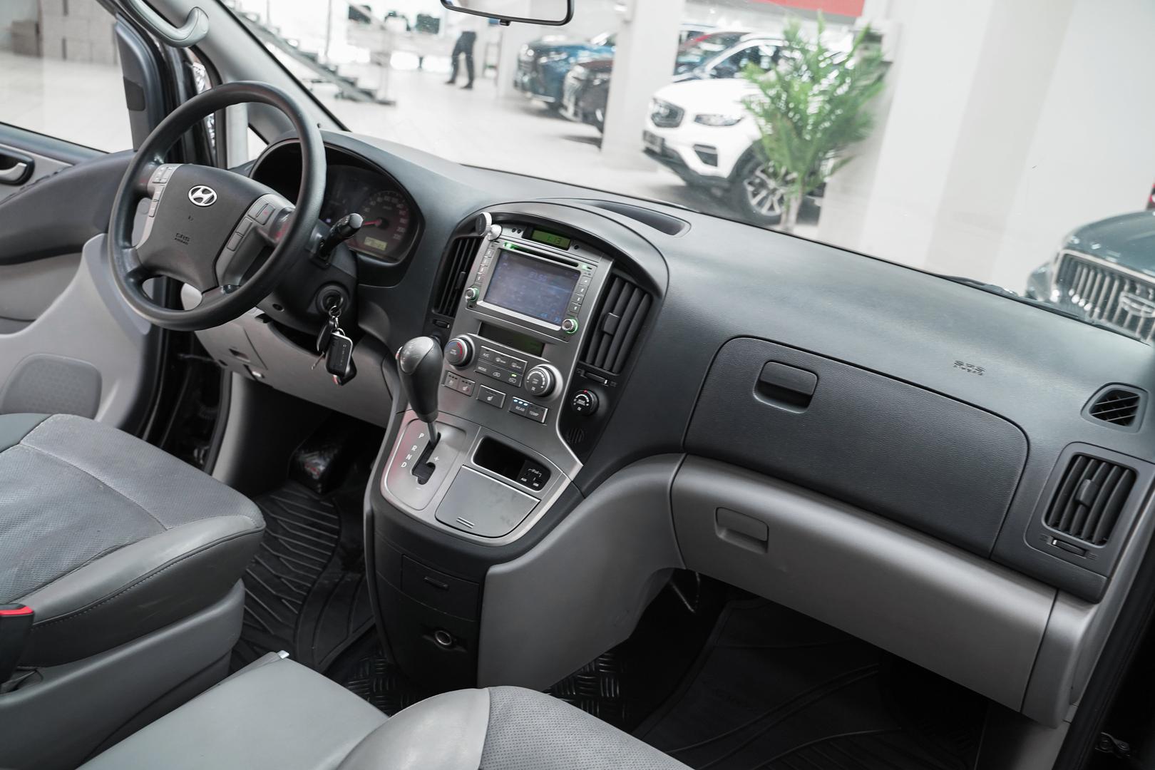 Hyundai Grand Starex 2013, черный, ДЦ Орехово