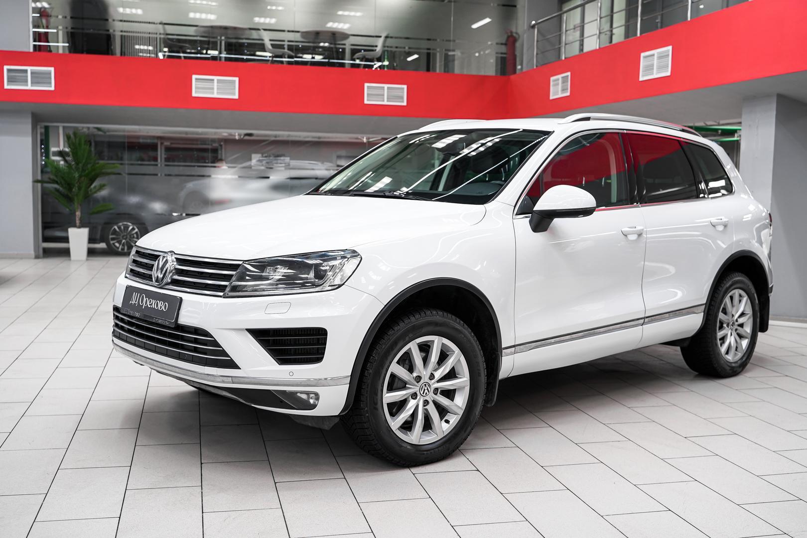 Volkswagen Touareg 2014, белый, ДЦ Орехово