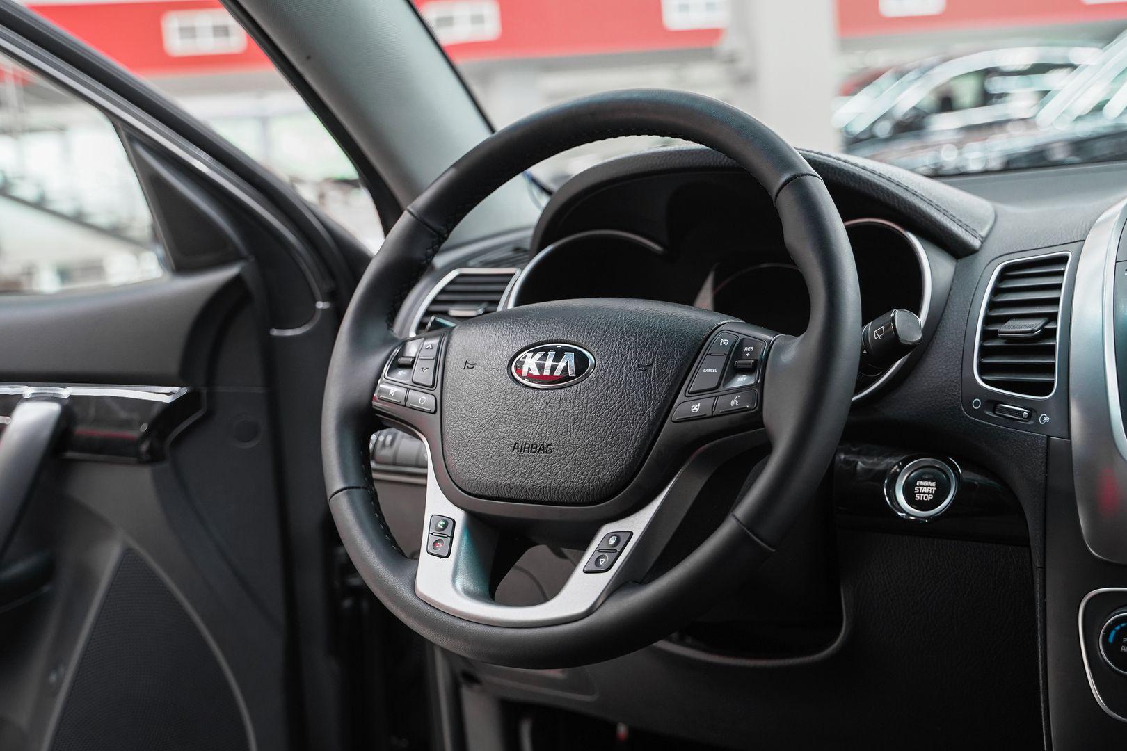 Kia Sorento 2014, серый, ДЦ Орехово