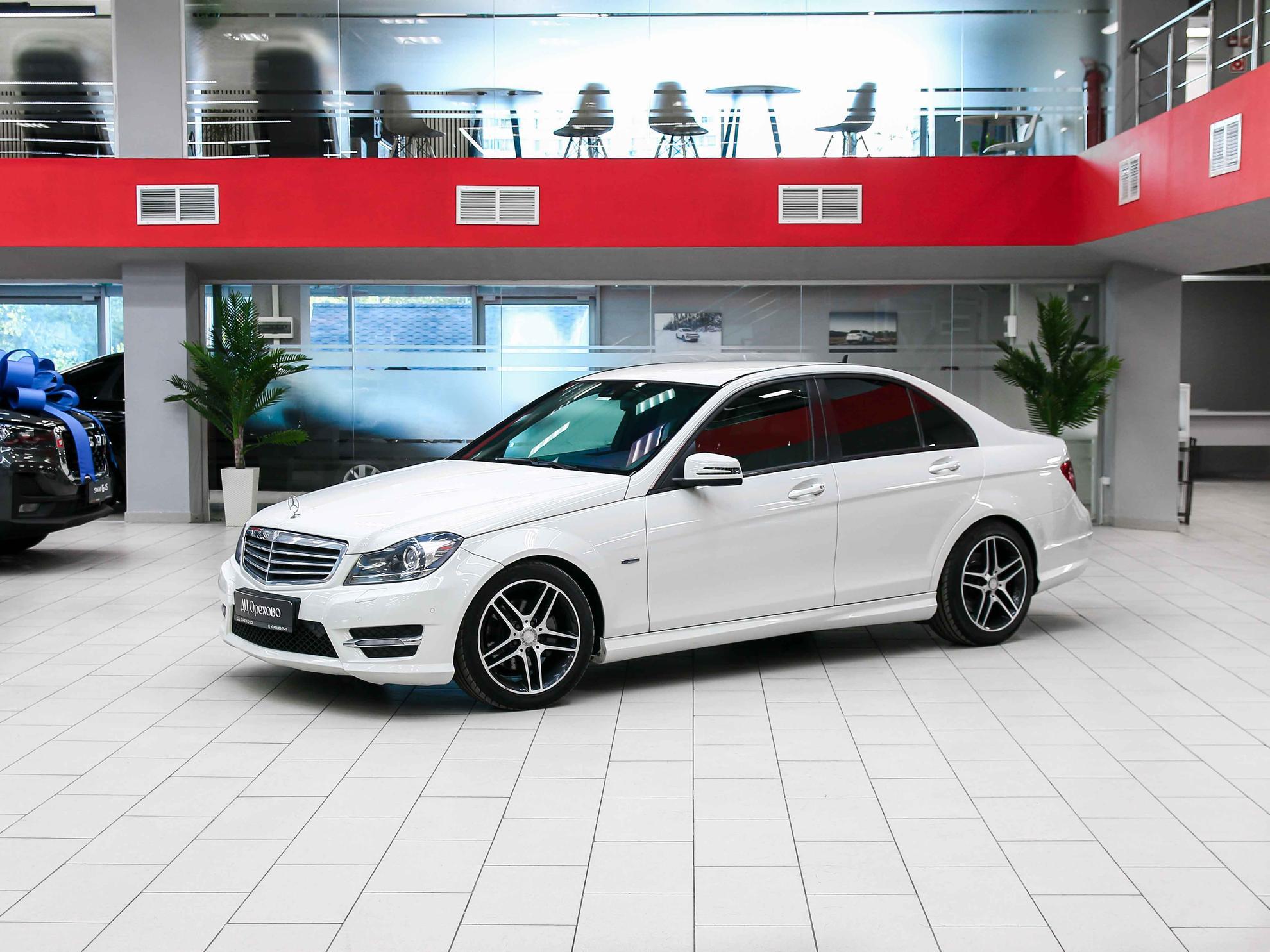 Mercedes-Benz C-Класс 2012, белый, ДЦ Орехово