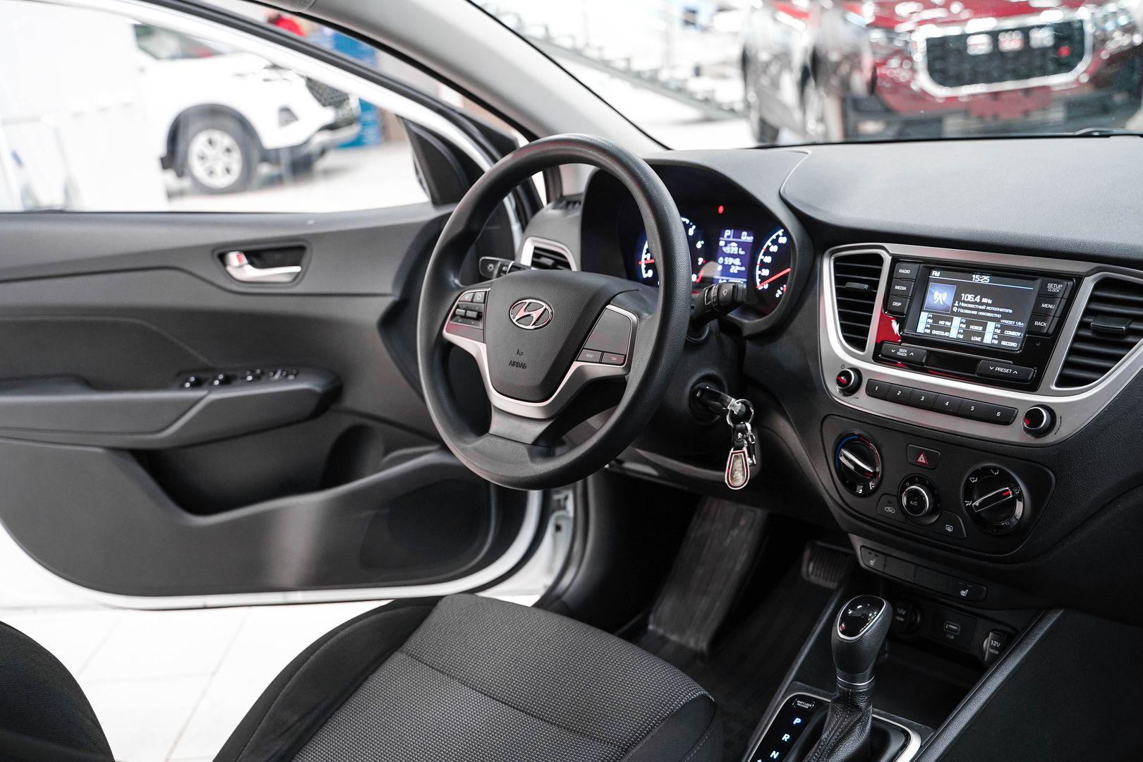 Hyundai Solaris 2019, белый, ДЦ Орехово