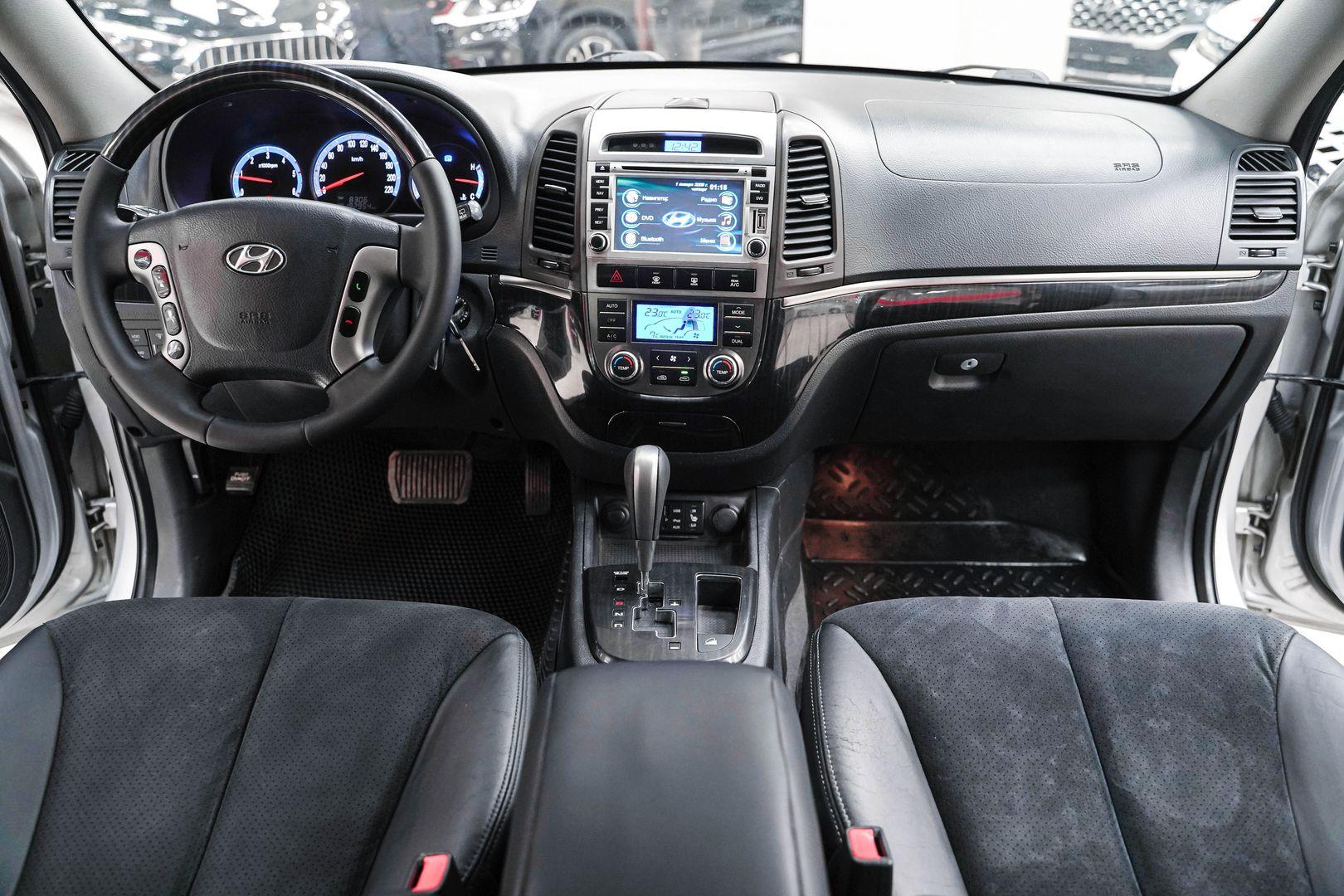 Hyundai Santa Fe 2010, серый, ДЦ Орехово