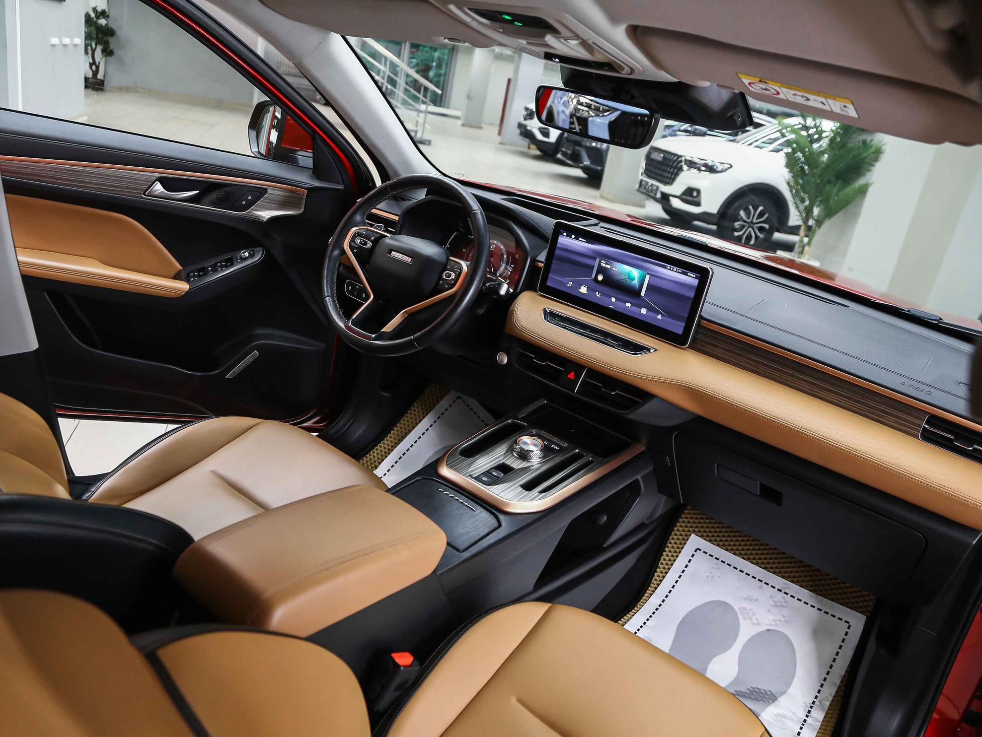 Haval Jolion 2021, красный, ДЦ Орехово
