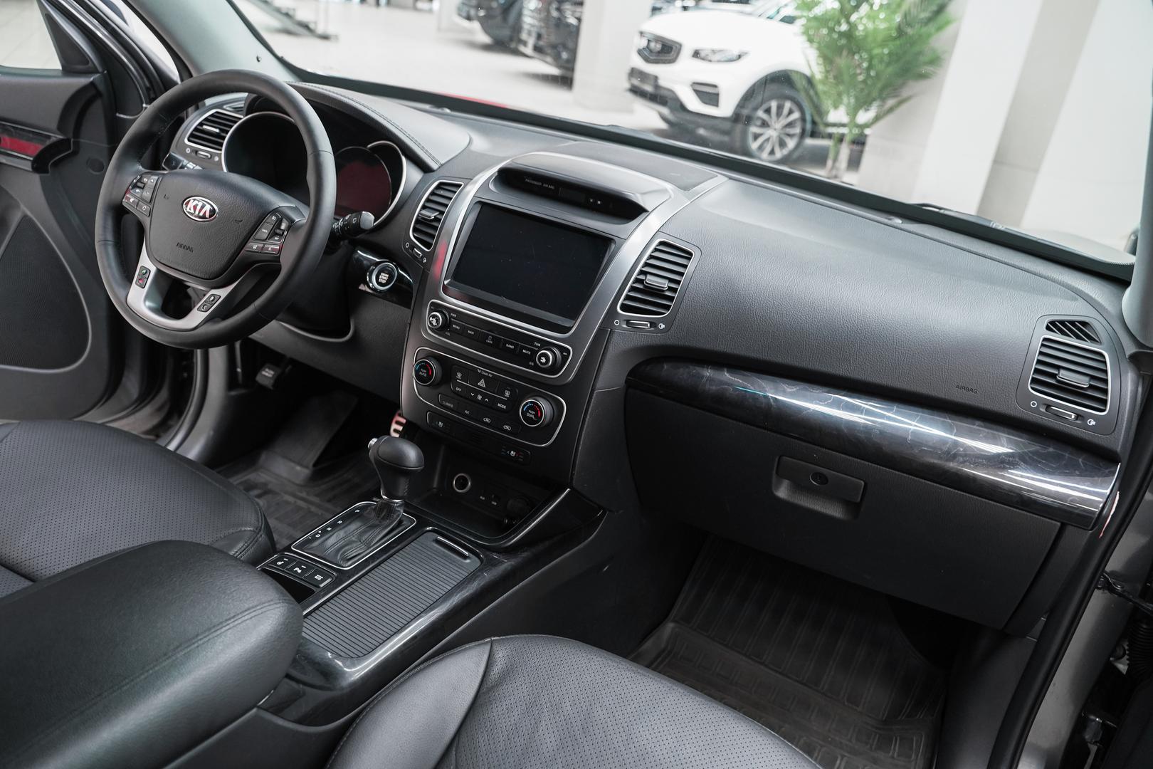 Kia Sorento 2014, серый, ДЦ Орехово