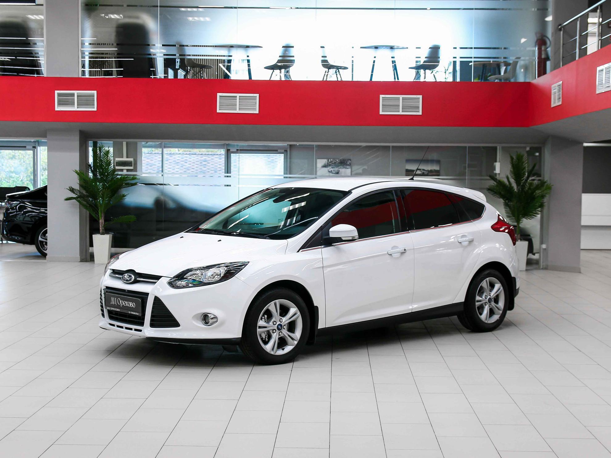 Ford Focus 2013, белый, ДЦ Орехово