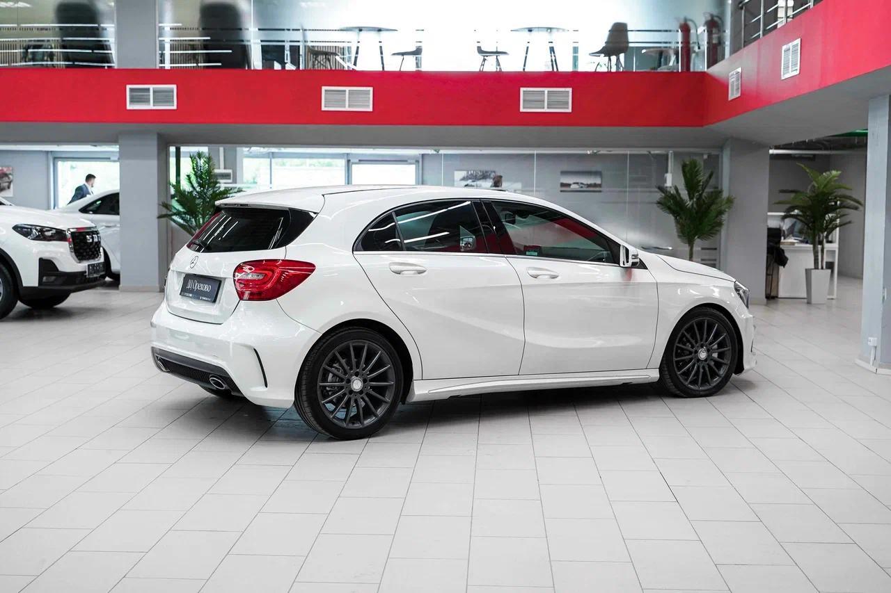 Mercedes-Benz A-Класс 2013, белый, ДЦ Орехово