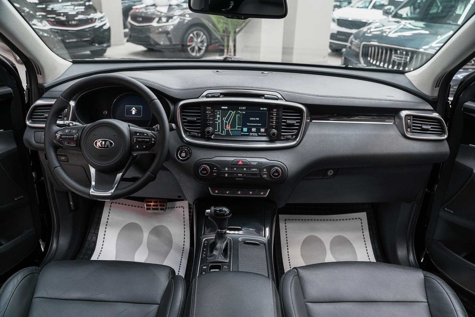 Kia Sorento 2015, черный, ДЦ Орехово