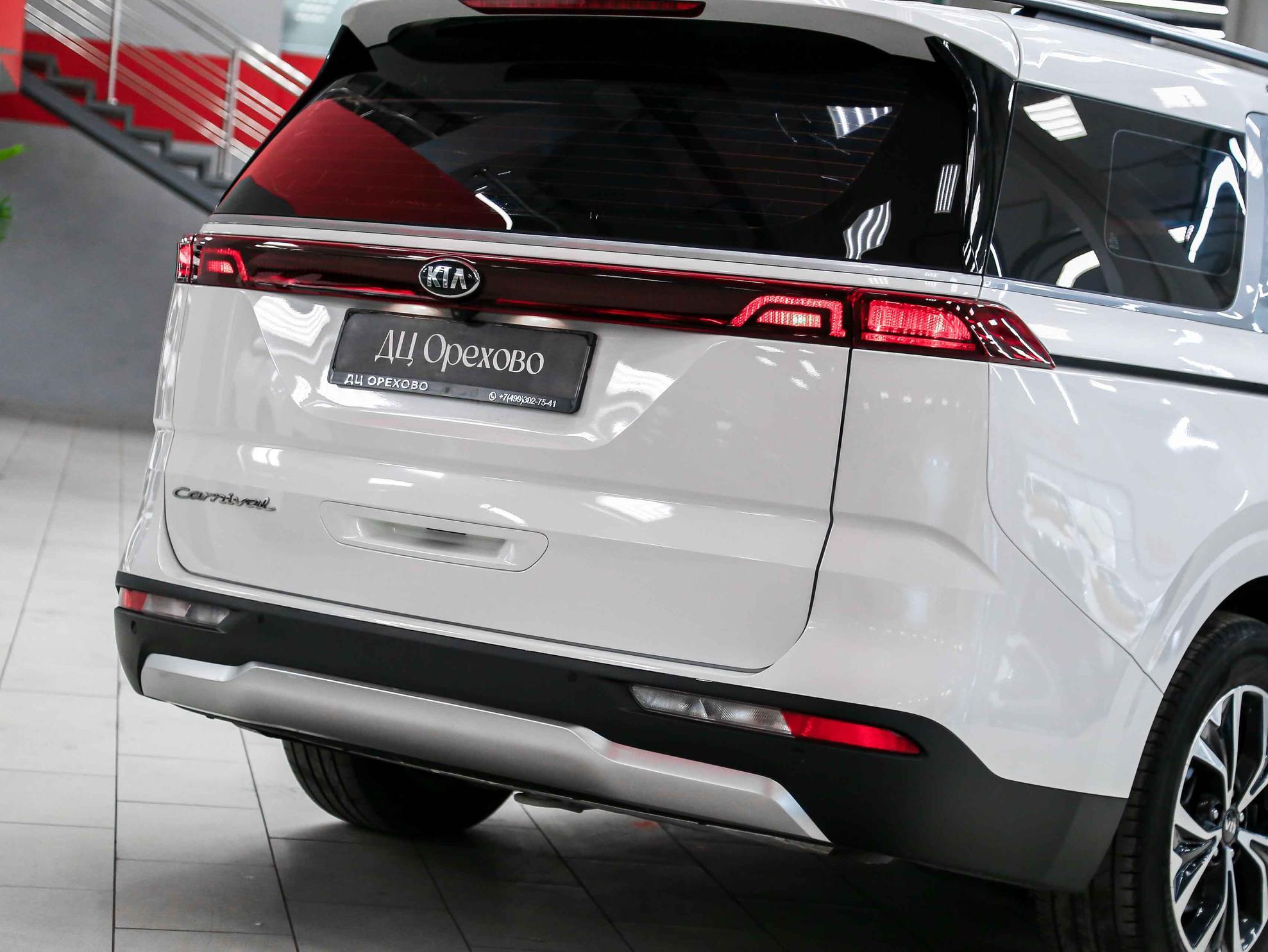 Kia Carnival 2020, белый, ДЦ Орехово