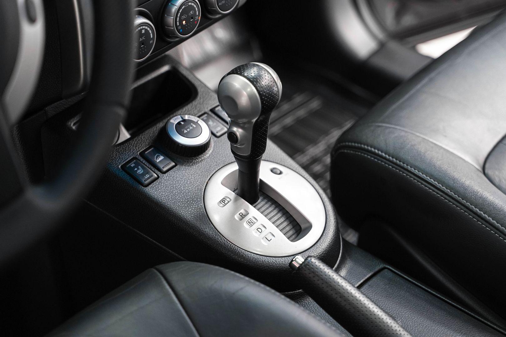 Nissan X-Trail 2013, серый, ДЦ Орехово
