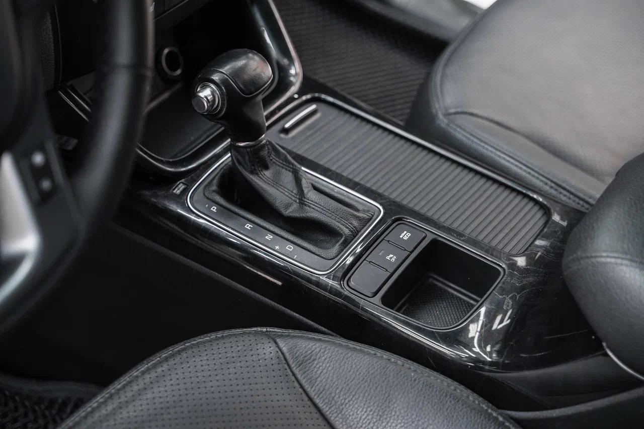 Kia Sorento 2014, белый, ДЦ Орехово