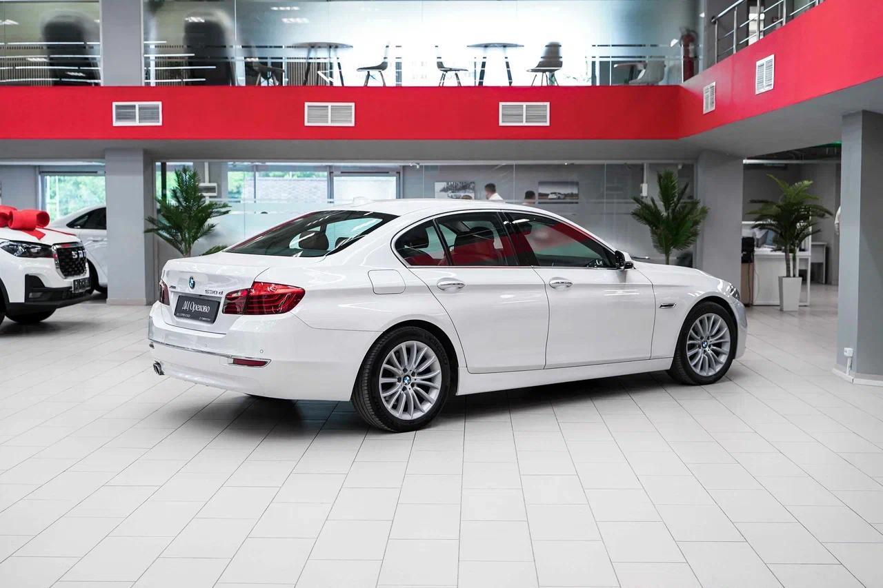 BMW 5 серии 2016, белый, ДЦ Орехово
