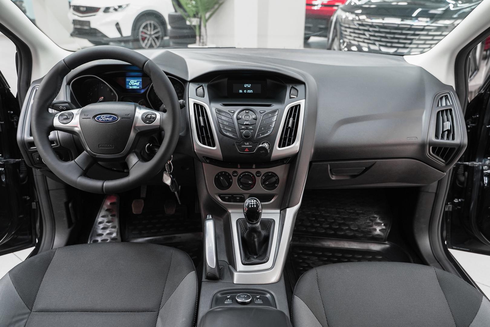 Ford Focus 2012, черный, ДЦ Орехово