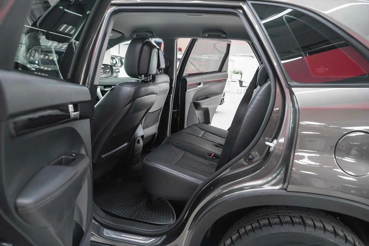 Kia Sorento 2011, коричневый, ДЦ Орехово