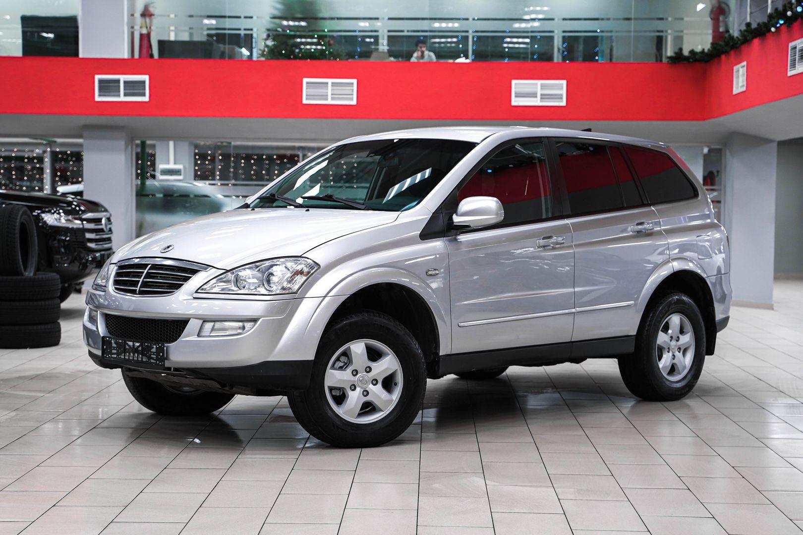 SsangYong Kyron 2013, серебряный, ДЦ Орехово