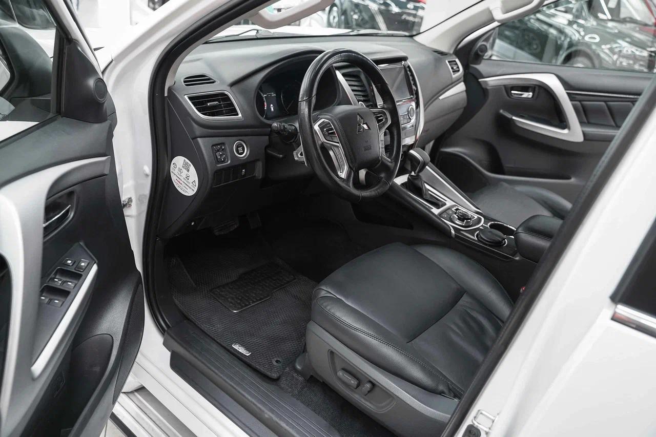 Mitsubishi Pajero Sport 2018, белый, ДЦ Орехово