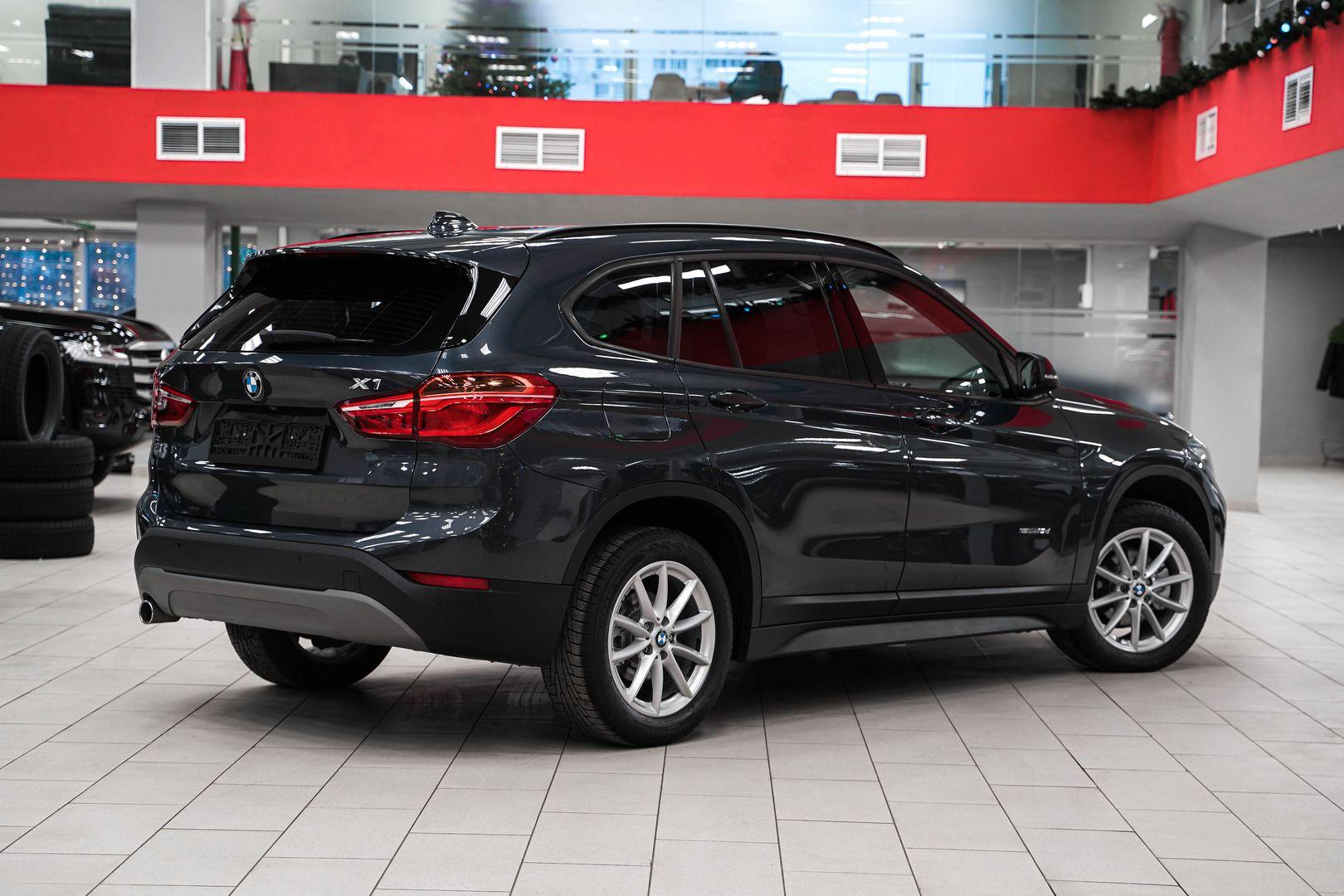 BMW X1 2017, серый, ДЦ Орехово