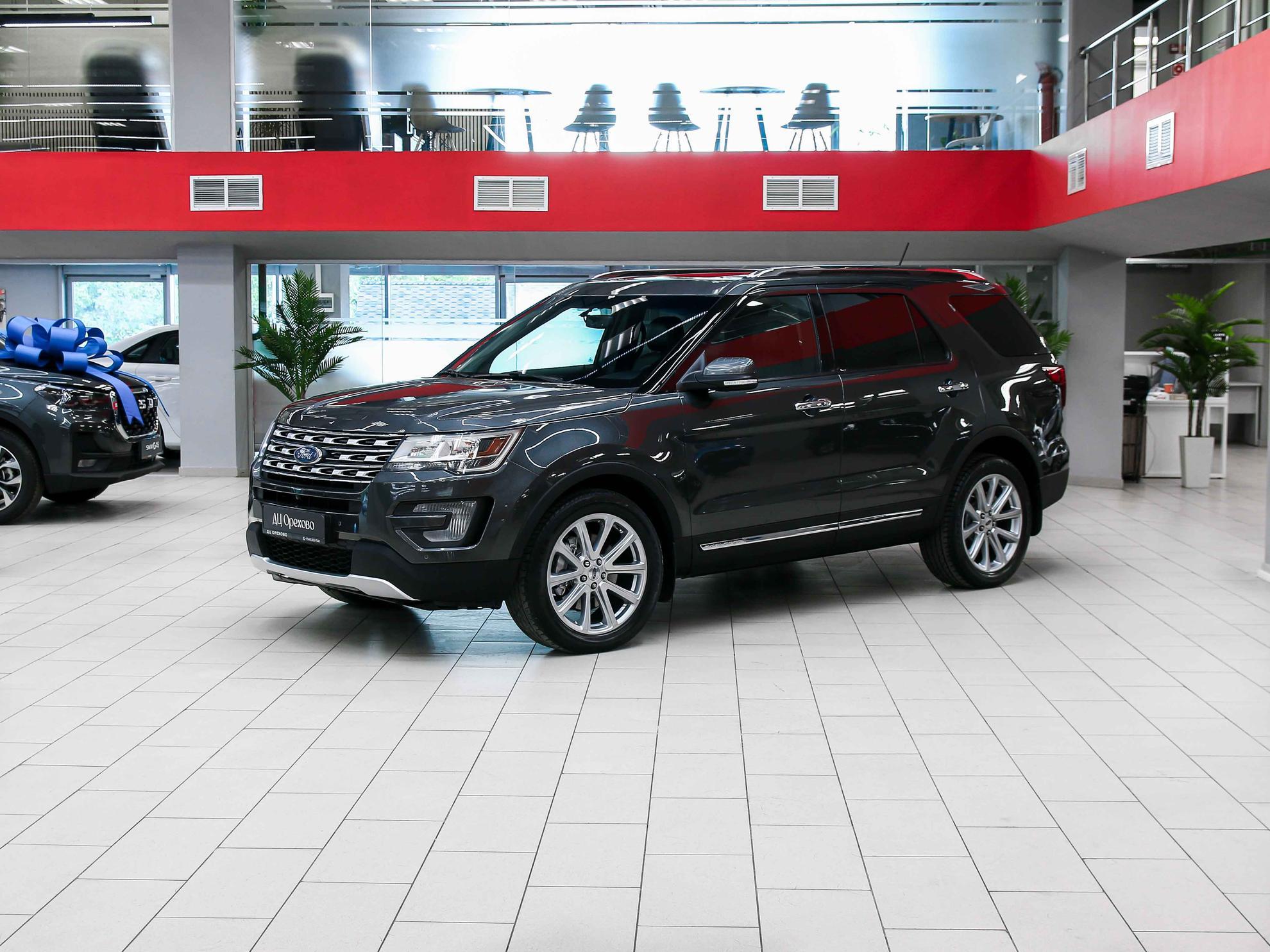 Ford Explorer 2017, серый, ДЦ Орехово