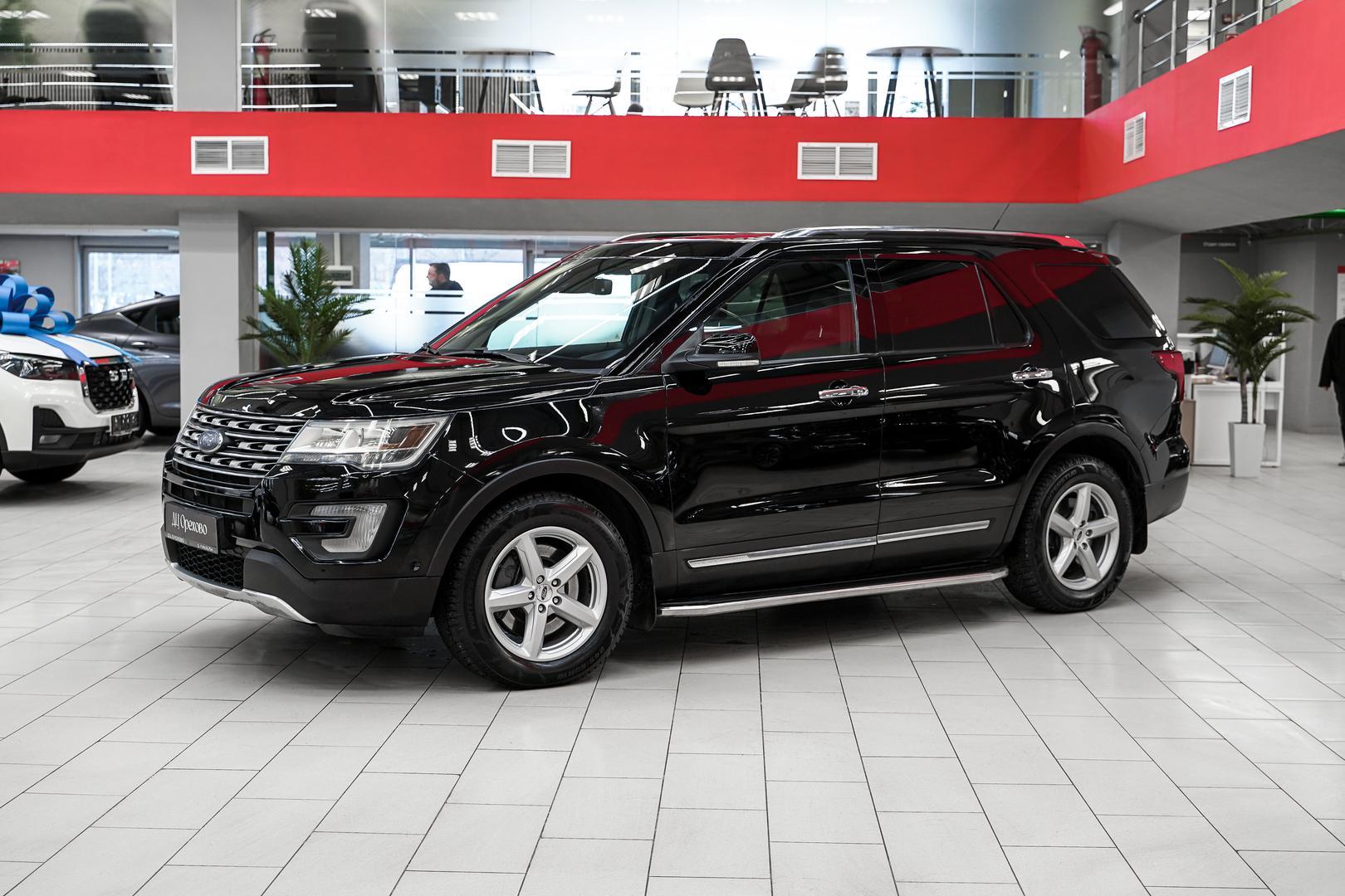 Ford Explorer 2016, черный, ДЦ Орехово