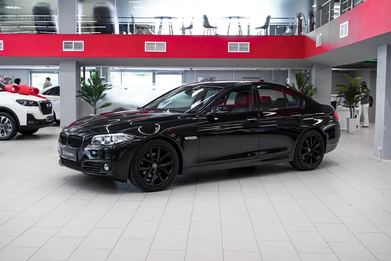 BMW 5 серии 2014, черный, ДЦ Орехово