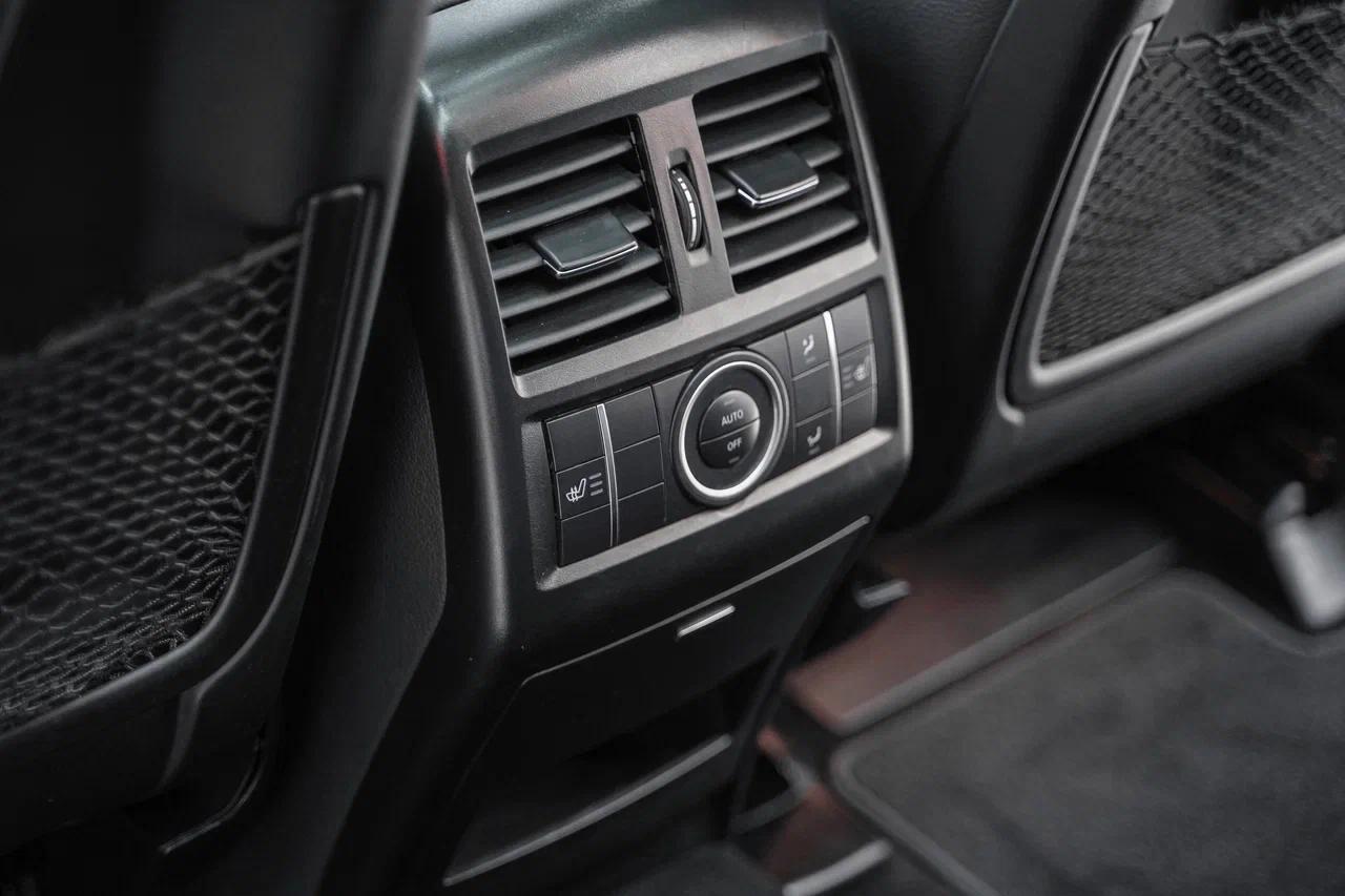 Mercedes-Benz GLS 2016, белый, ДЦ Орехово