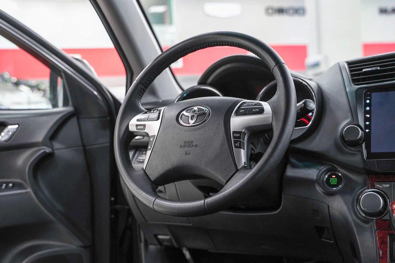 Toyota Highlander 2010, серый, ДЦ Орехово