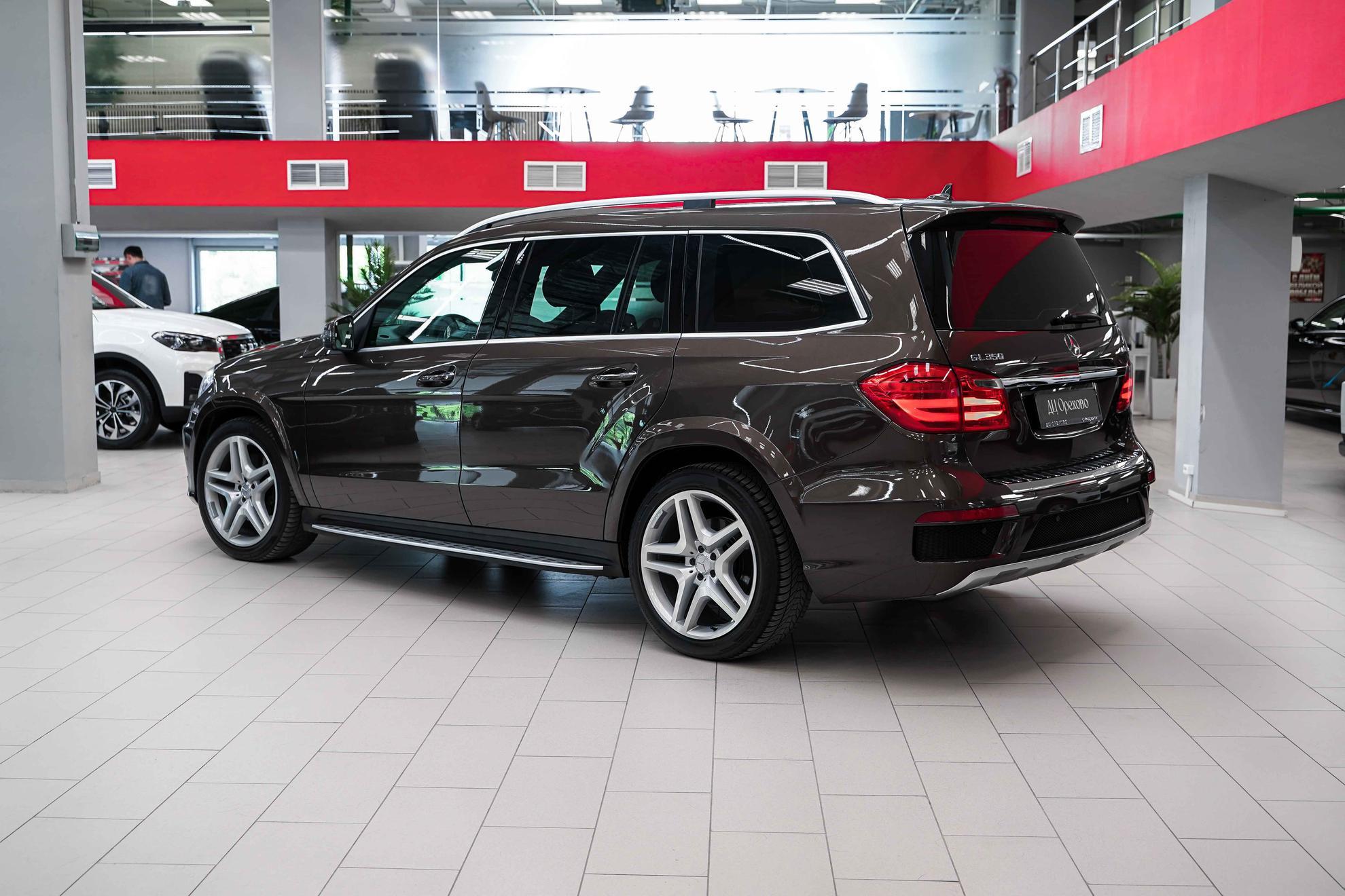 Mercedes-Benz GL-Класс 2013, коричневый, ДЦ Орехово